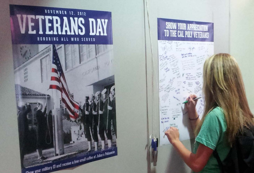 Photo of students signing thanks for Veteran's Day